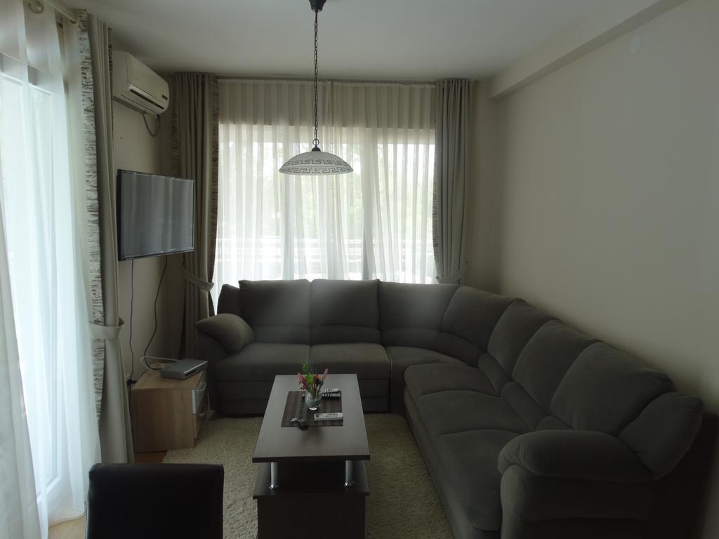 Agape Apartments Tivat Kültér fotó